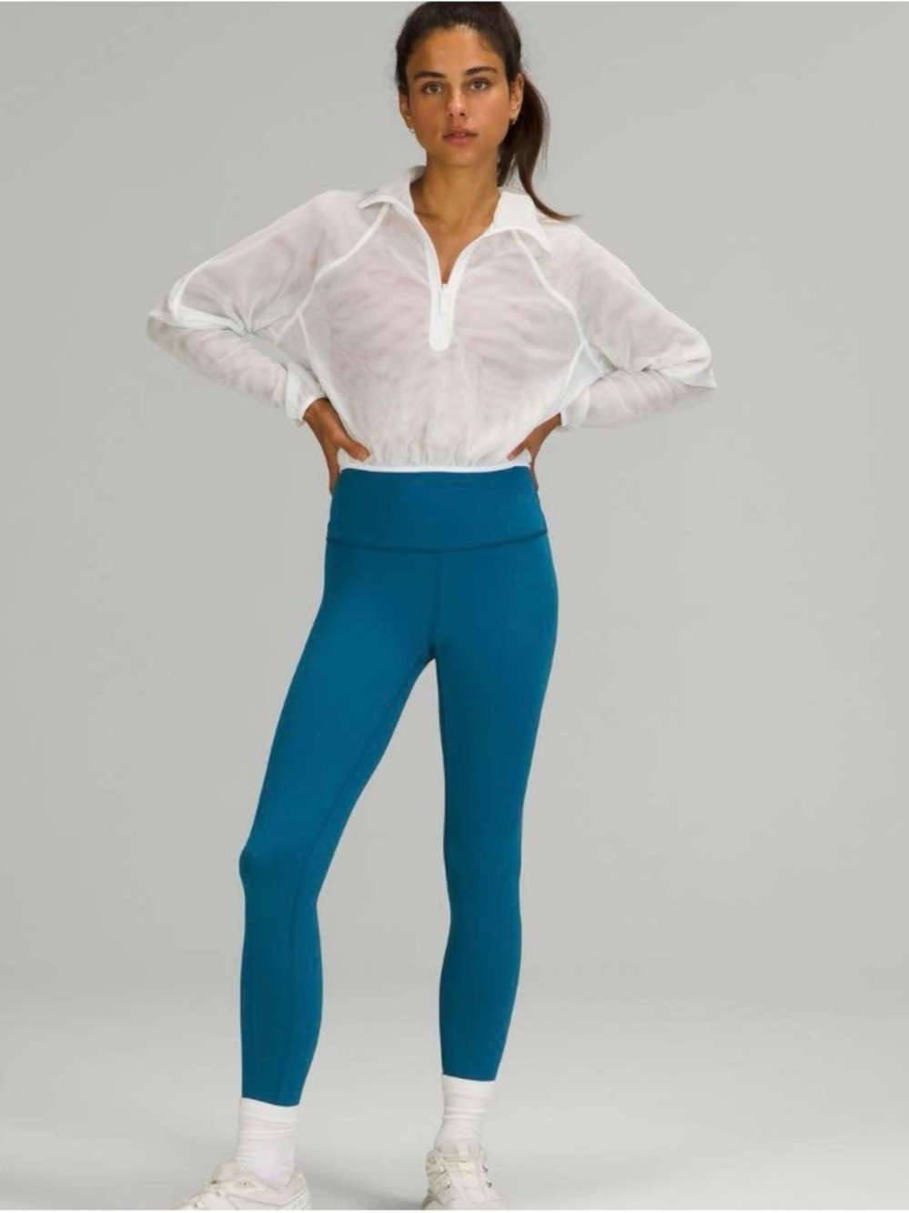 Lululemon Reversible Mesh 1/2 Zip White / Ocean Air